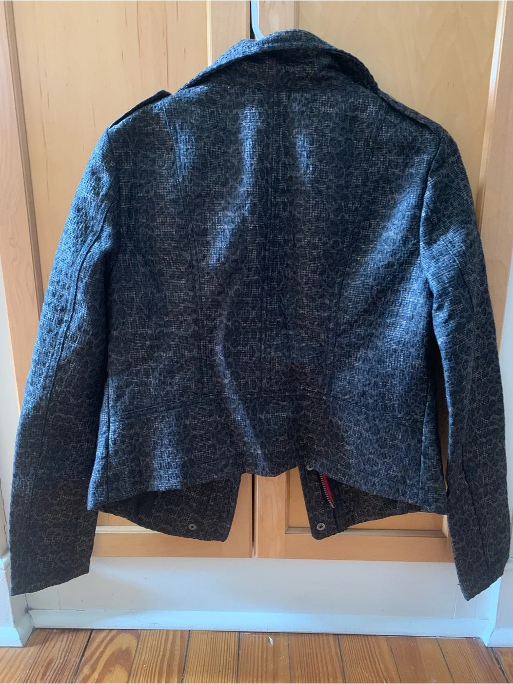 We The Free Leopard-Print Bomber Jacket with Red Trim Accents Size 2 Like New!